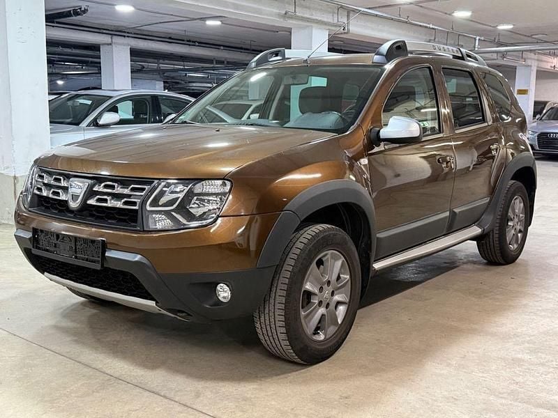 Gebraucht Dacia Duster Prestige 125 PS (91 kW) 2015 Braun SUV