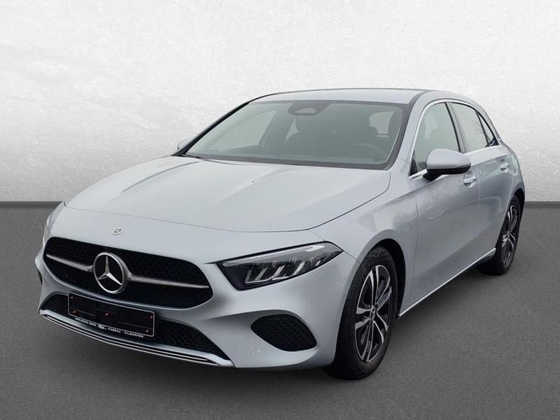 Gebraucht Mercedes A180 Progressive 136 PS (100 kW) 2024 Metalliclack hightechsilber Limousine
