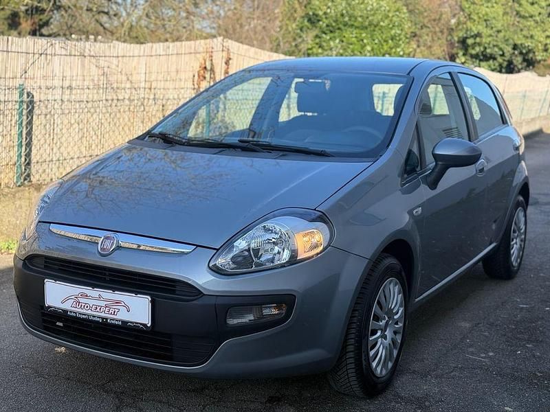 Gebraucht Fiat Punto Evo Dynamic 77 PS (56 kW) 2011 Grau Kleinwagen