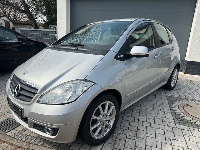 Gebraucht Mercedes A160 Edition 95 PS (69 kW) 2009 Silber Limousine