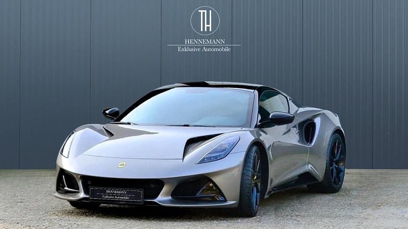 Grau Gebraucht 2024 Lotus Emira Coupé | 109.890 € - Bild 1/4