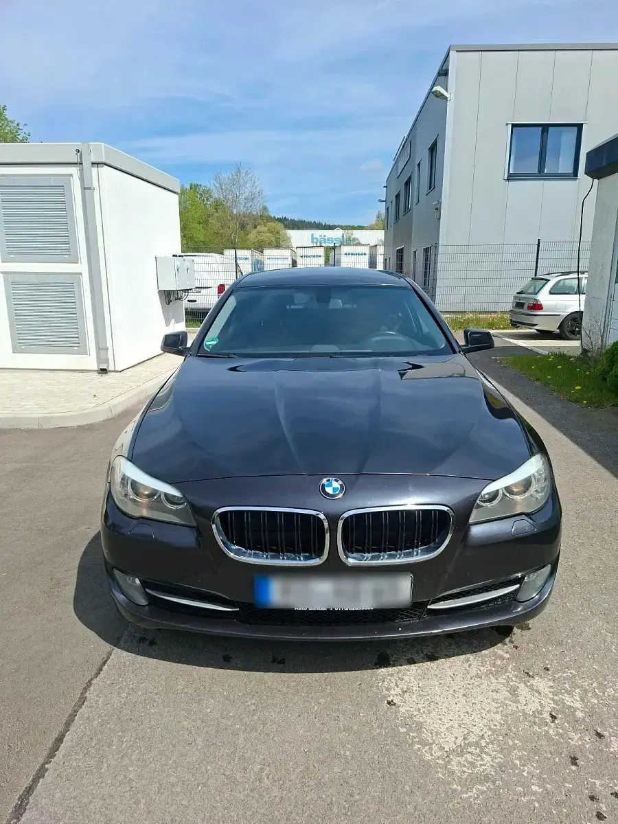 Second-hand BMW 525 218 CP (160 kW) 2013 Negru Break