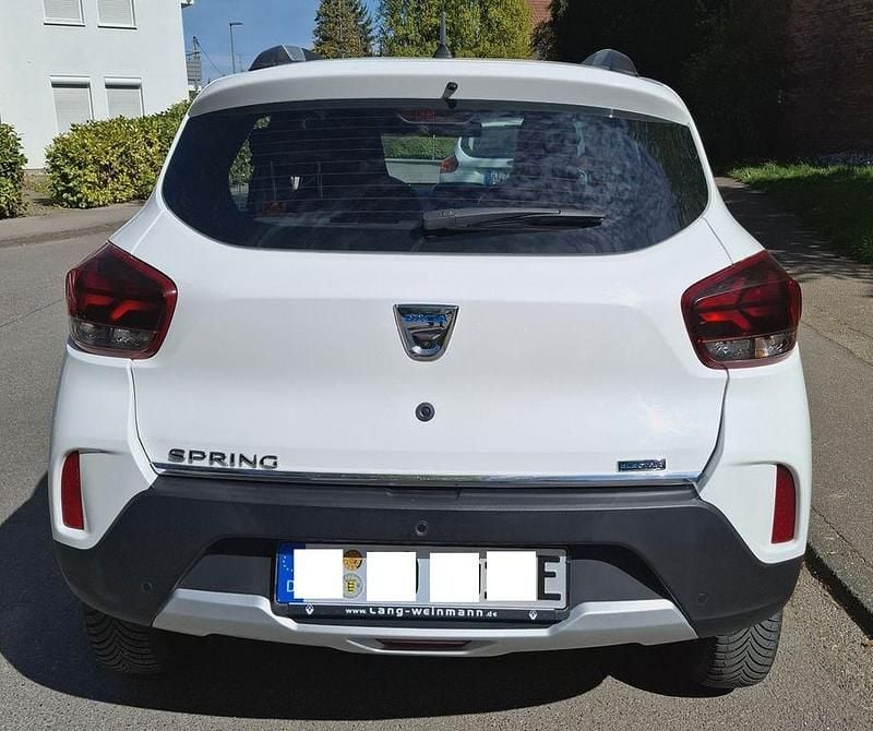 Gebraucht Dacia Spring Comfort Plus 33 kW (45 PS) 2022 Weiß Kleinwagen