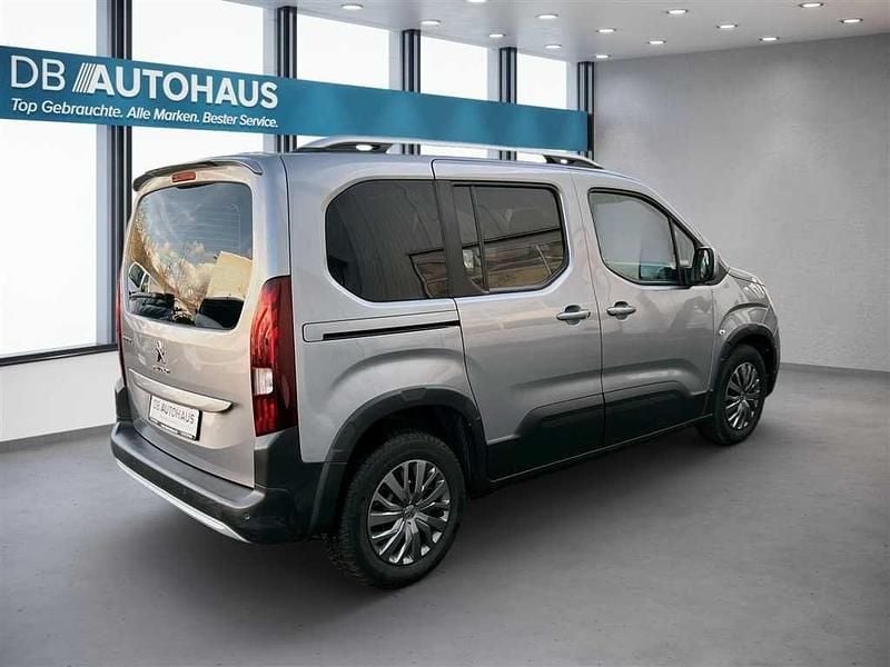 Gebraucht Peugeot Rifter Allure 131 PS (96 kW) 2021 Silber Van / Kleinbus
