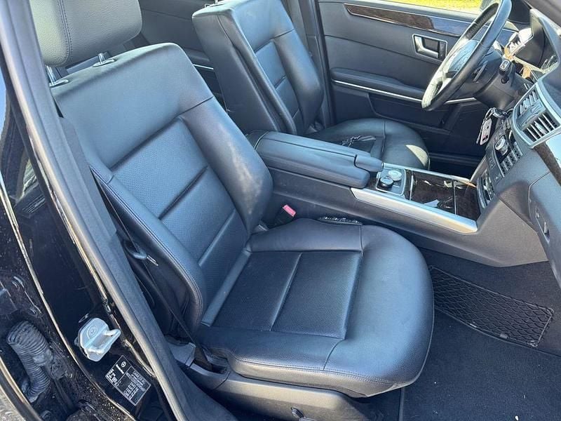 Usata Mercedes E220 170 CV (125 kW) 2011 Nero Berlina