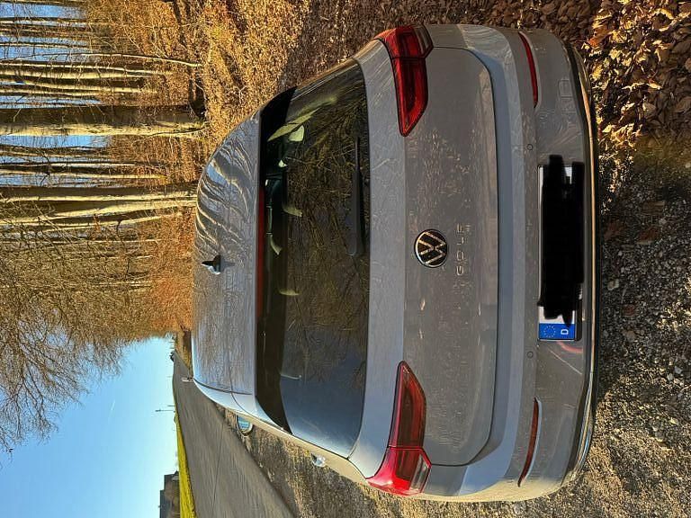 Gebraucht VW Golf VIII Move 150 PS (110 kW) 2023 Grau Limousine