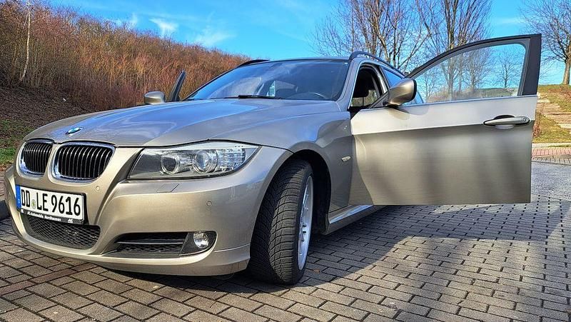 Gebraucht BMW 330 245 PS (180 kW) 2009 Kombi
