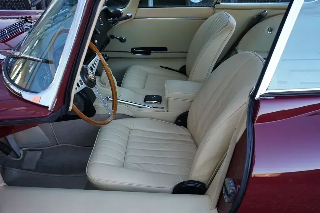Occasion Jaguar E-Type 265 PK (194 kW) 1968 Rood Coupé