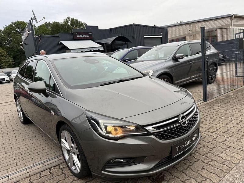 Gebraucht Opel Astra Dynamic 160 PS (117 kW) 2017 Grau Kombi