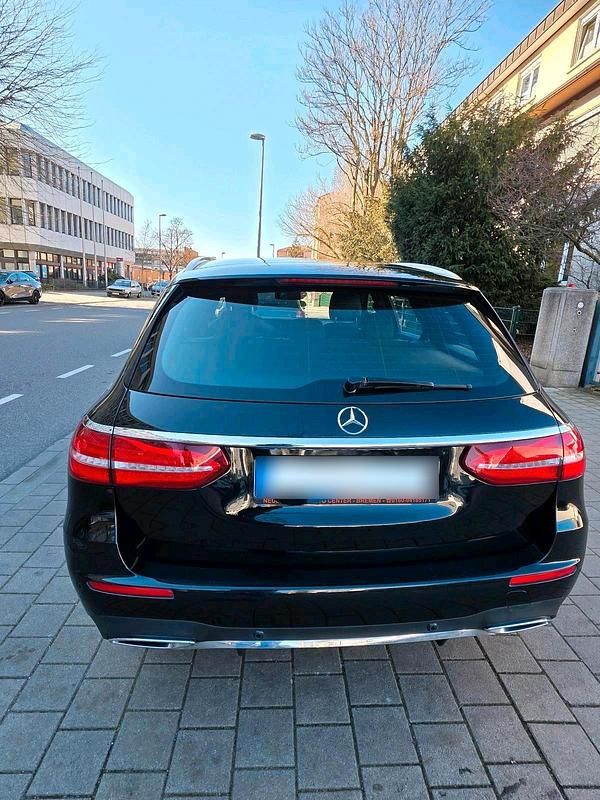 Second-hand Mercedes 220 2017 Negru Break