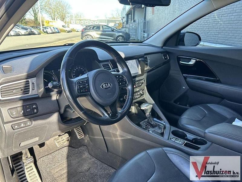 Gebraucht Kia Niro 141 PS (103 kW) 2019 Blau SUV