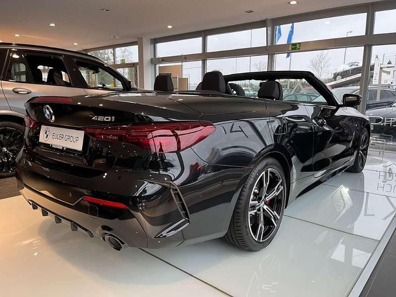 Gebraucht BMW 420 Performance 184 PS (135 kW) 2026 Black sapphire metallic Cabrio