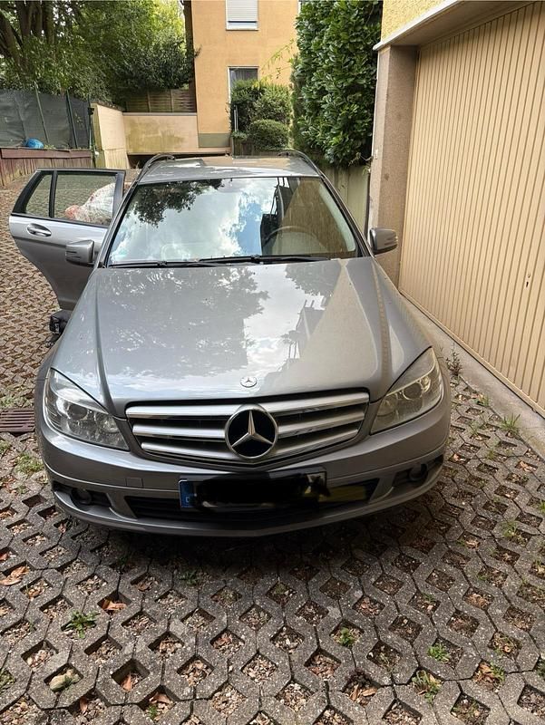 Gebraucht Mercedes C200 136 PS (100 kW) 2011 Silber Kombi