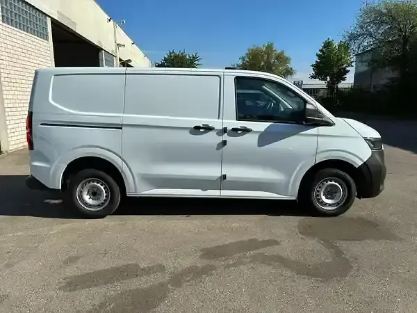 Neu VW Transporter 150 PS (110 kW) 2026 Clear white Van