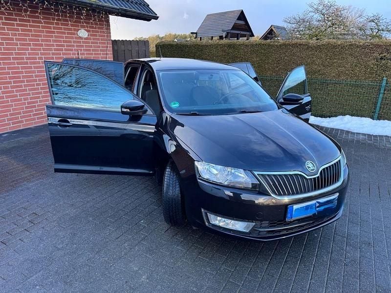 Gebraucht Skoda Rapid Cool Edition 90 PS (66 kW) 2017 Schwarz Kleinwagen