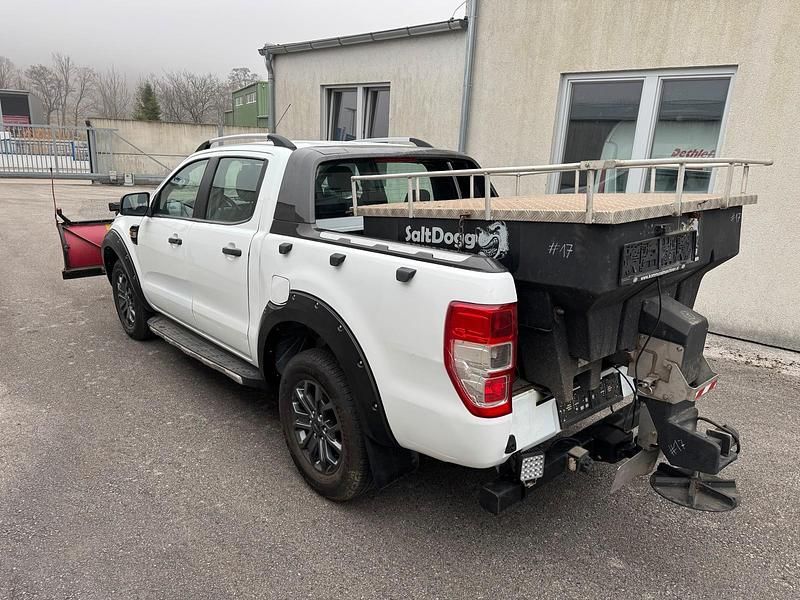 Gebraucht Ford Ranger 131 PS (96 kW) 2016 Weiß Pickup