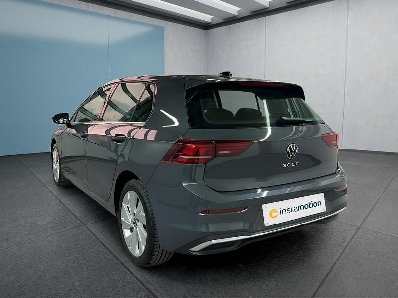 Gebraucht VW Golf VIII 150 PS (110 kW) 2025 Grau Kleinwagen