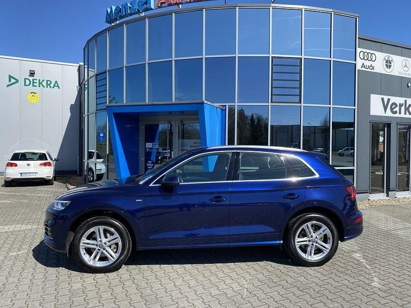 Second-hand Audi Q5 S-Line 252 CP (185 kW) 2018 Albastru SUV