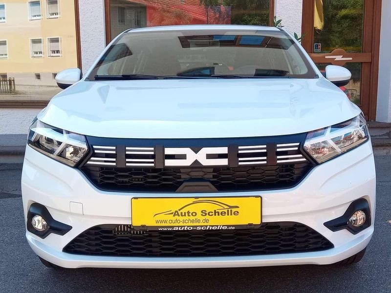 Neu Dacia Sandero Expression 91 PS (66 kW) 2025 Arktisweiß Kleinwagen