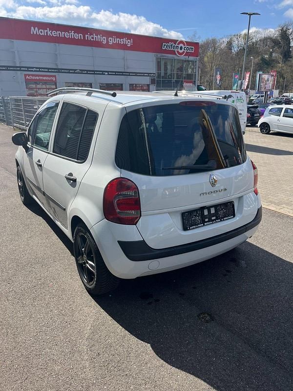 Gebraucht Renault Modus 75 PS (55 kW) 2008 Weiß Van / Kleinbus