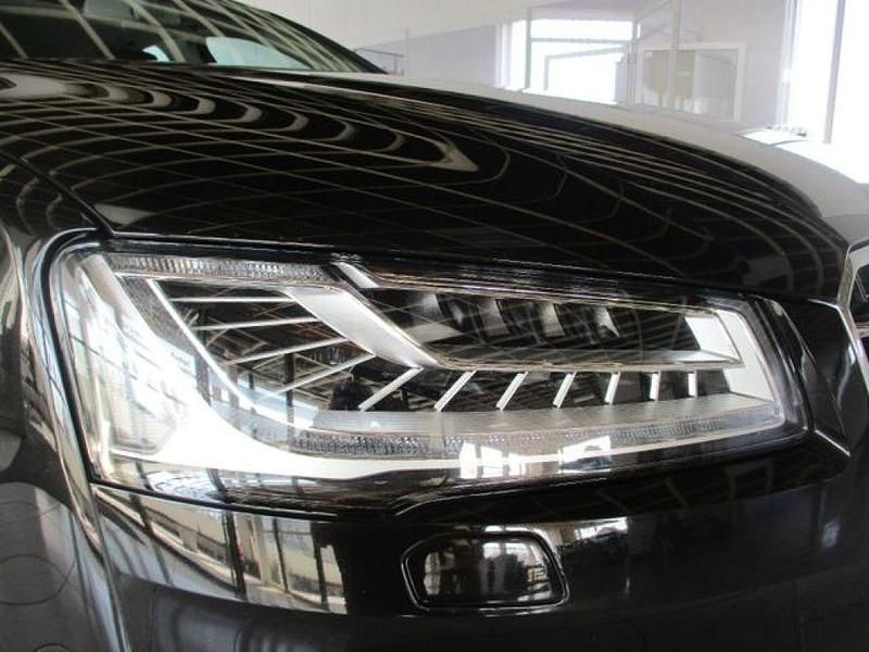 Gebraucht Audi A8 Ambiente 262 PS (192 kW) 2016 Schwarzmetallic (metallic) Limousine