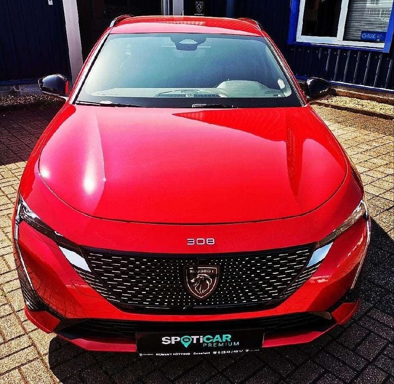 Gebraucht Peugeot 308 SW GT 131 PS (96 kW) 2024 Rot/typ verkleidung aussen met Kombi