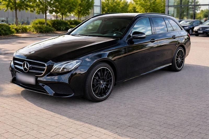 Used Mercedes E300 Night 245 HP (180 kW) 2020 Black Estate