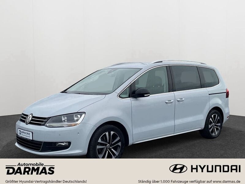 Weiß Gebraucht 2019 VW Sharan IQ Drive Van / Kleinbus | 24.990 € (Fairer Preis) - Bild 1/4