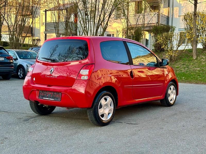 Gebraucht Renault Twingo 75 PS (55 kW) 2011 Rot Kleinwagen