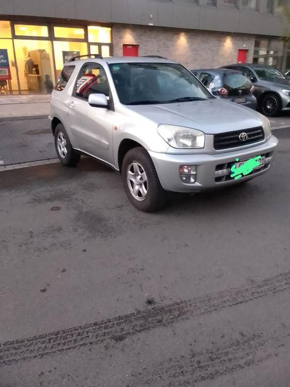 Gebraucht Toyota RAV4 125 PS (91 kW) 2003 Silber SUV
