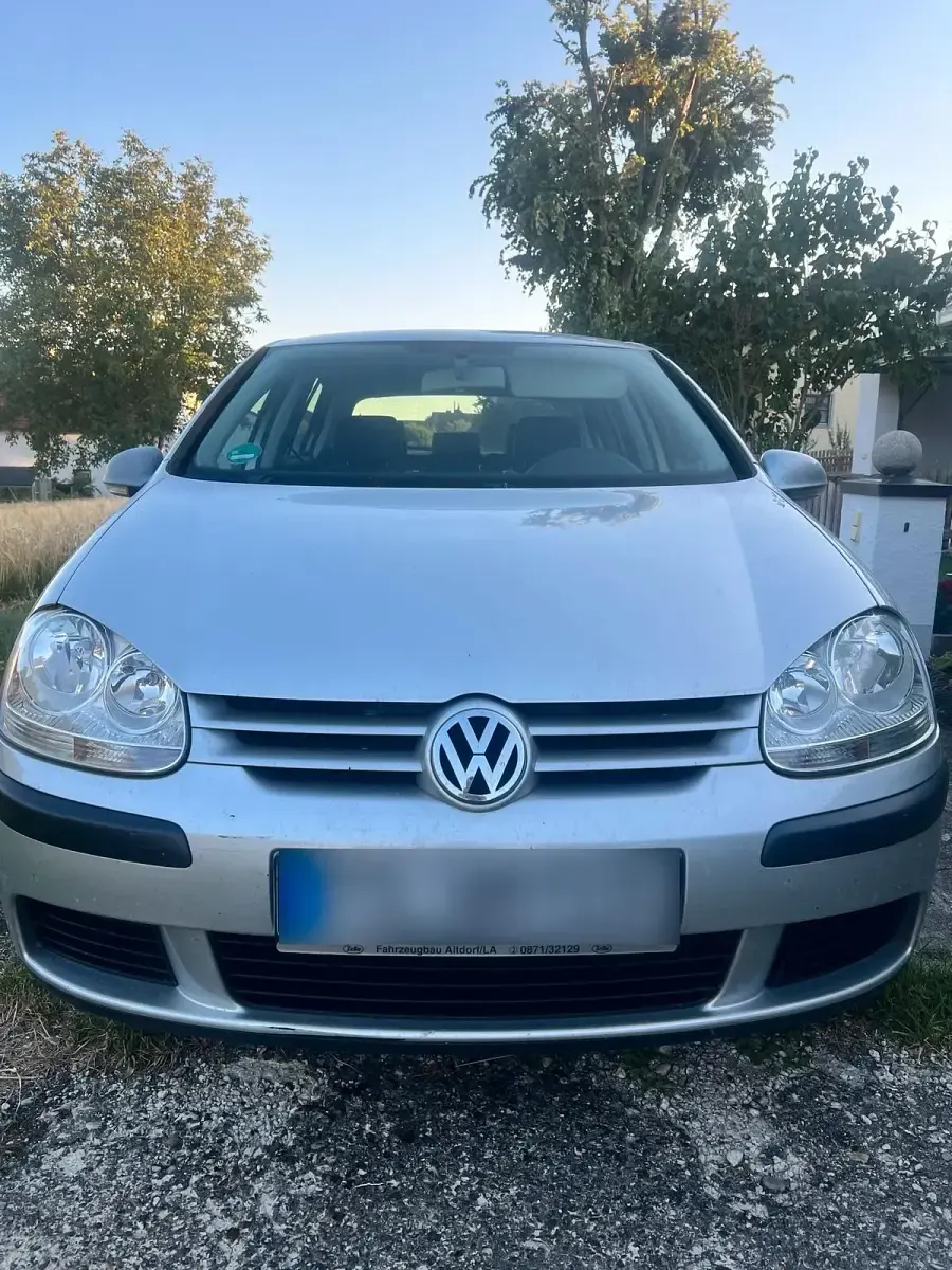 Gebraucht VW Golf V 90 PS (66 kW) 2004 Silber Kleinwagen