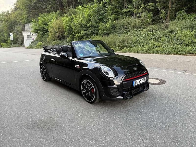 Schwarz Gebraucht 2020 Mini John Cooper Works Cabriolet Cabrio | 29.900 € (Guter Preis) - Bild 1/4