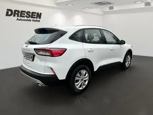 Gebraucht Ford Kuga Cool & Connect 120 PS (88 kW) 2021 Weiss SUV