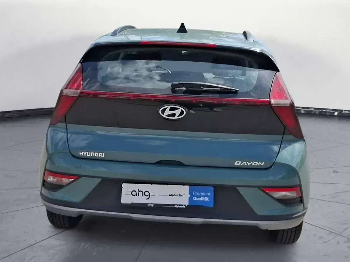 Gebraucht Hyundai Bayon Select 101 PS (74 kW) 2025 Grün SUV