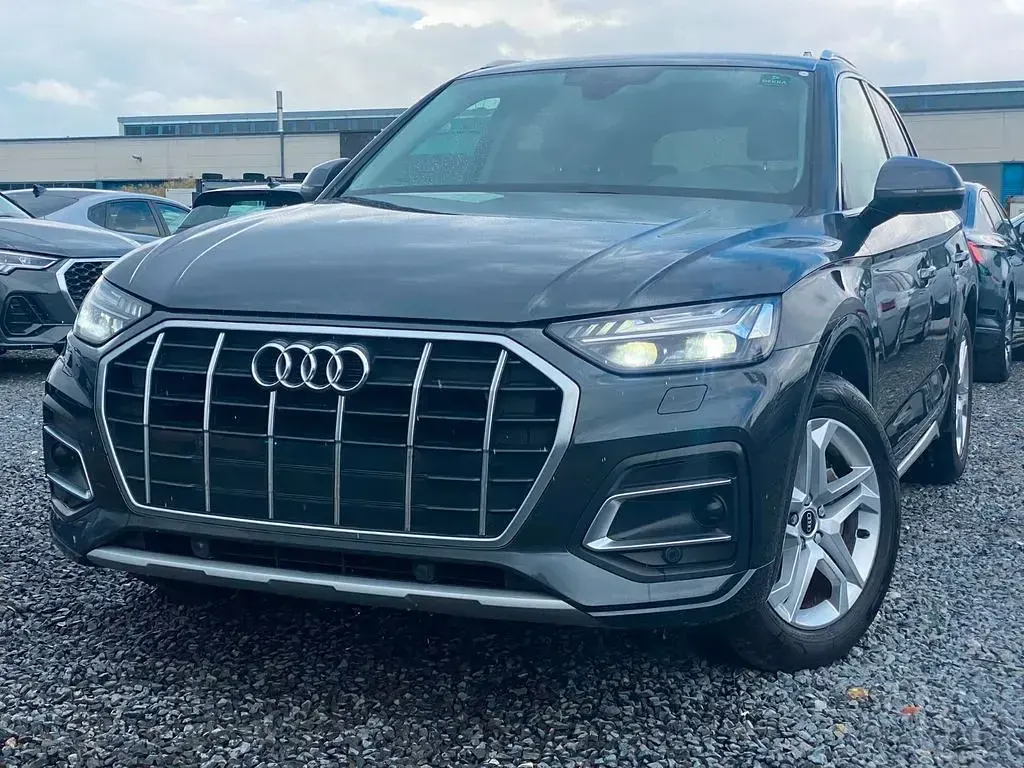 Gebraucht Audi Q5 Sport 163 PS (119 kW) 2022 Grau SUV