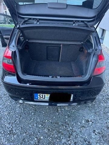 Gebraucht BMW 120 150 PS (110 kW) 2004 Schwarz Kleinwagen