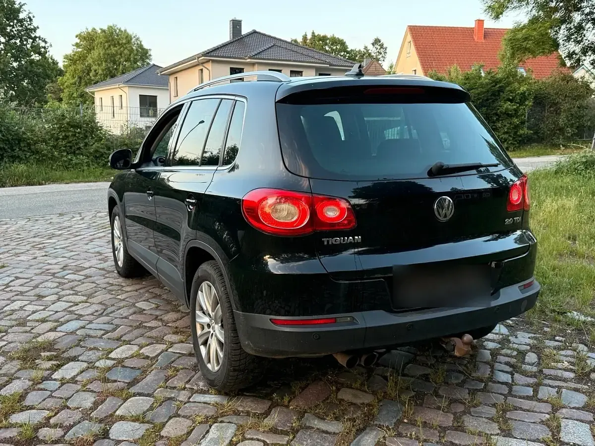 Gebraucht VW Tiguan 140 PS (102 kW) 2008 Schwarz SUV