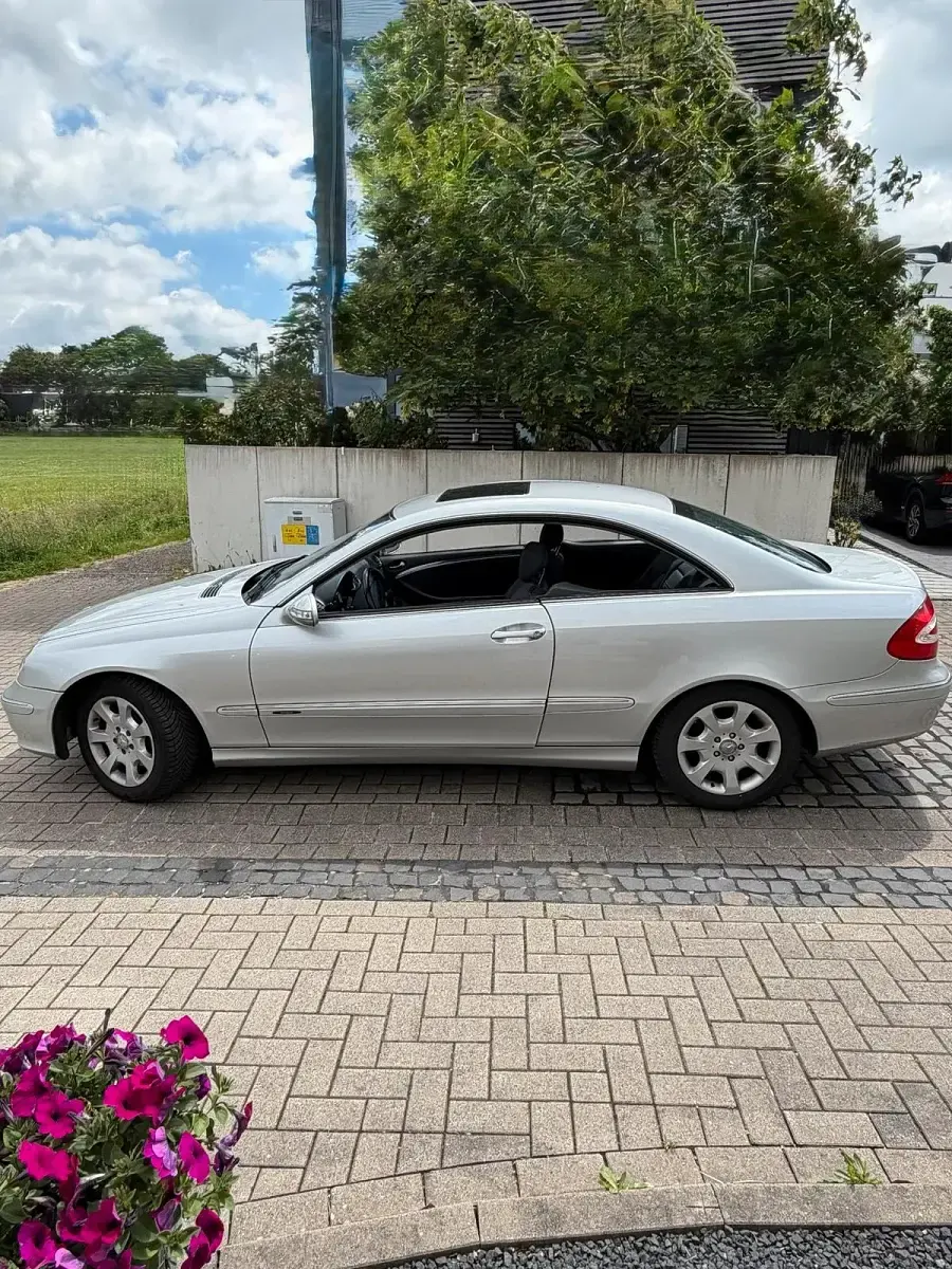 Gebraucht Mercedes CLK240 170 PS (125 kW) 2002 Silber Coupé