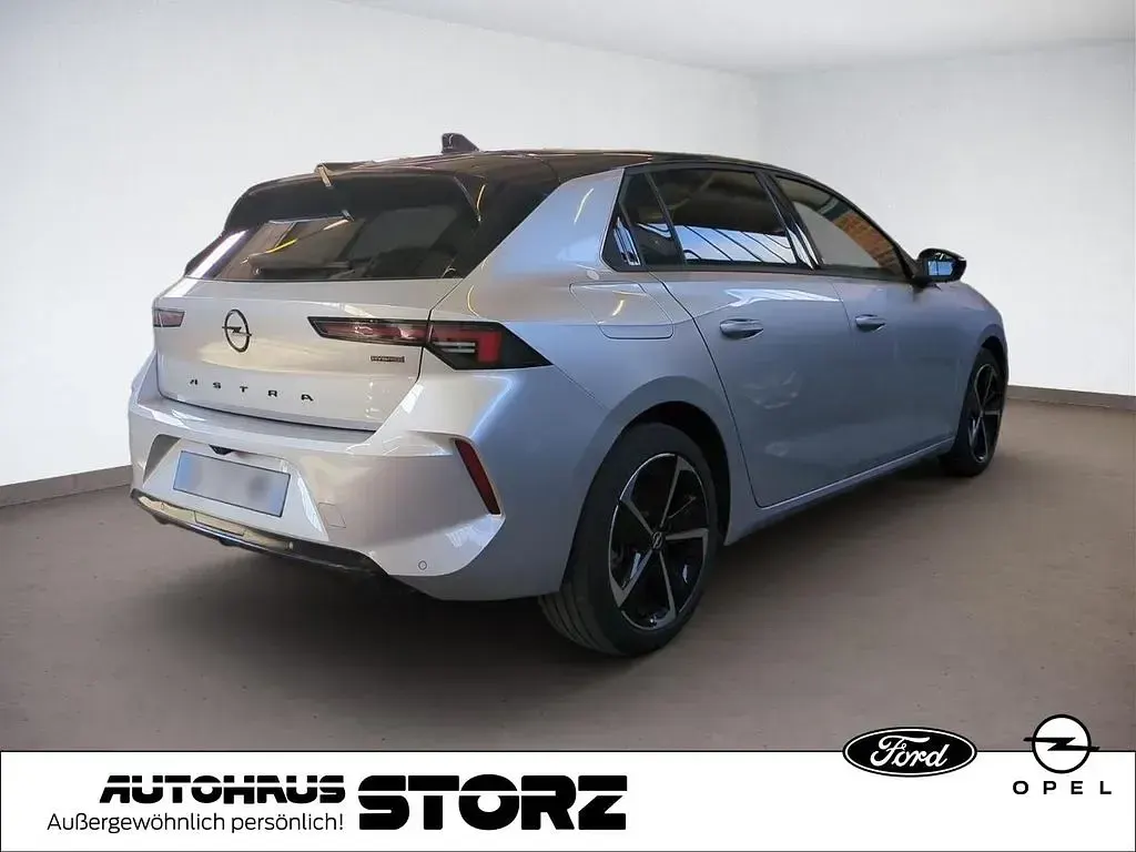 Gebraucht Opel Astra 184 PS (135 kW) 2024 Grau Kleinwagen