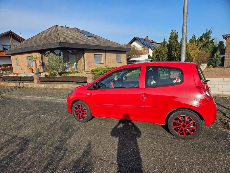 Gebraucht Renault Twingo Expression 75 PS (55 kW) 2013 Rot Kleinwagen