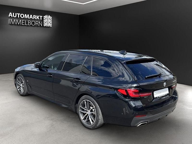Gebraucht BMW 530 M Sport 286 PS (210 kW) 2023 Schwarz Limousine
