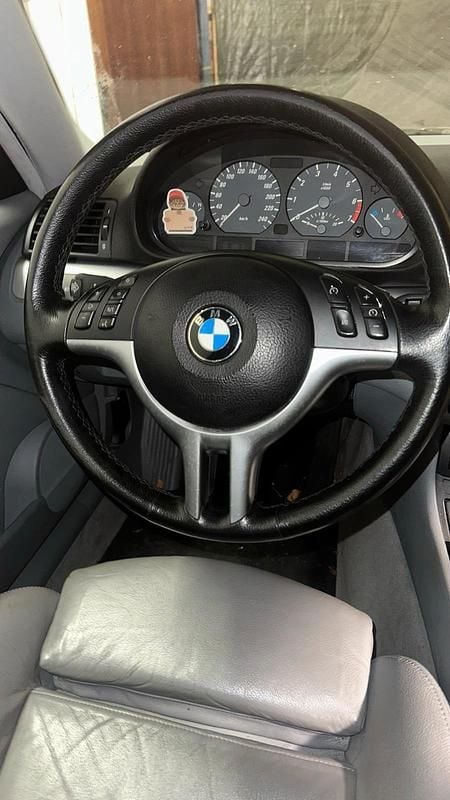 Gebraucht BMW 325 192 PS (141 kW) 2001 Blau Coupé