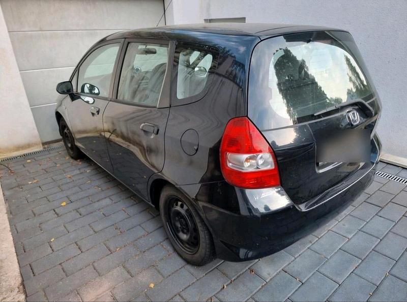 Schwarz Gebraucht 2006 Honda Jazz Kleinwagen | 2.500 € (Etwas zu teuer) - Bild 1/3