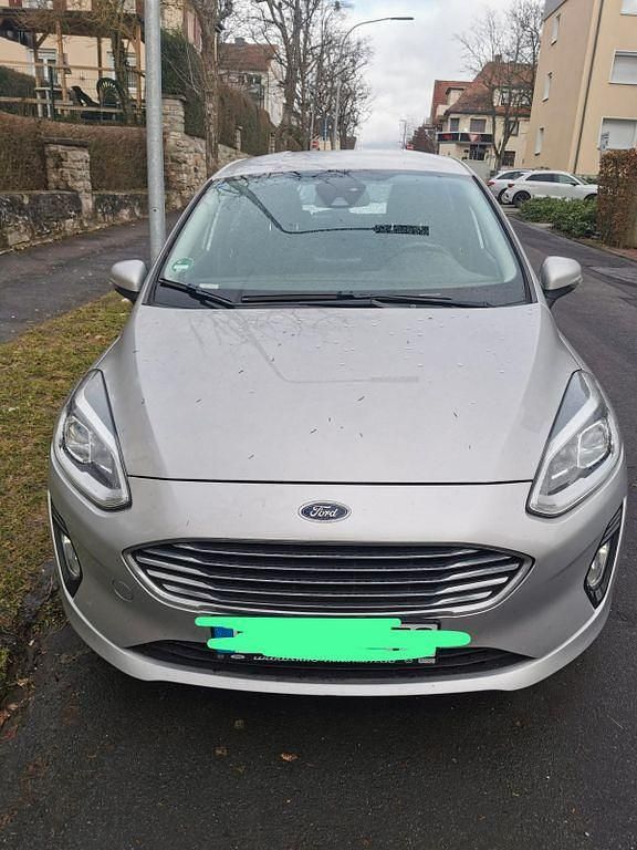 Gebraucht Ford Fiesta Cool & Connect 101 PS (74 kW) 2018 Silber Kleinwagen
