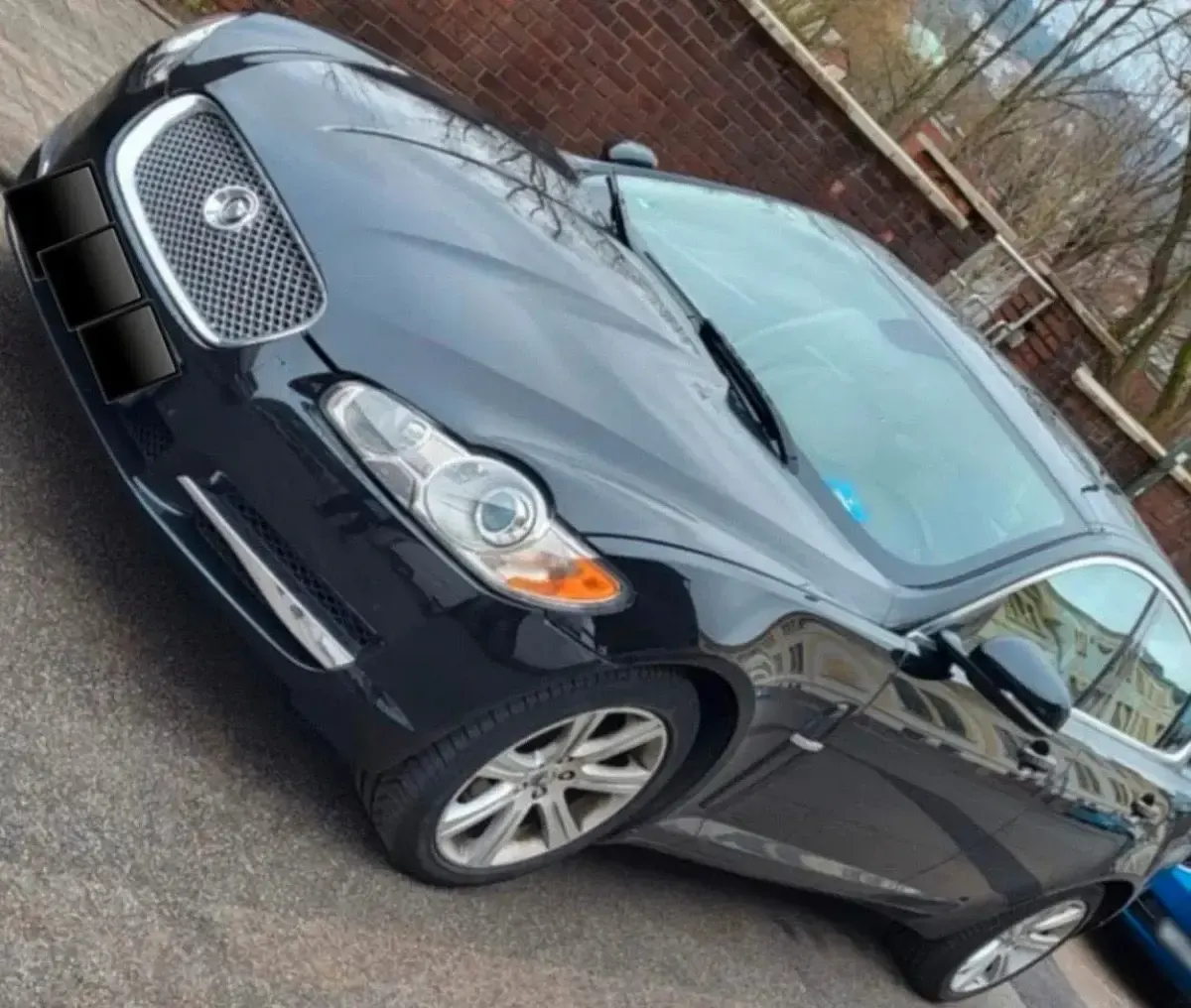 Gebraucht Jaguar XF Premium Luxury 241 PS (177 kW) 2011 Schwarz Limousine