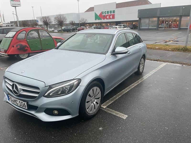 Andere farben Gebraucht 2014 Mercedes C220 Kombi | 10.899 € (Guter Preis) - Bild 1/4