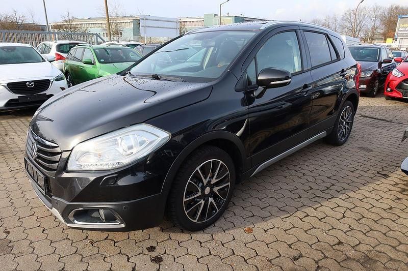 Gebraucht Suzuki SX4 Limited+ 120 PS (88 kW) 2015 Schwarz Limousine