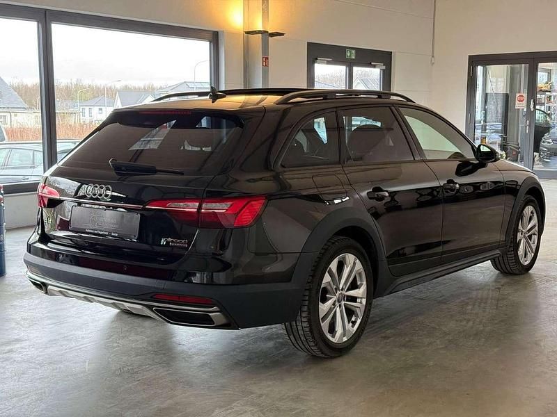 Gebraucht Audi A4 Allroad Basis 286 PS (210 kW) 2021 Schwarz Kombi