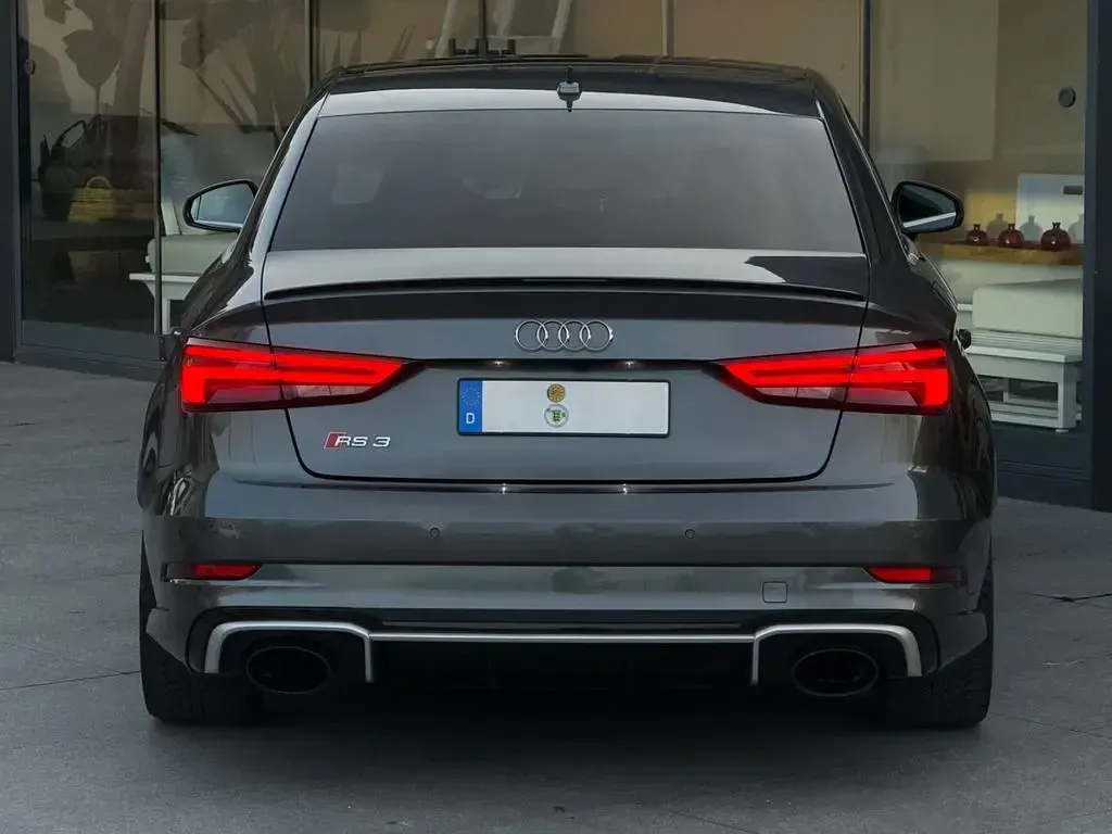 Gebraucht Audi RS3 Sport 400 PS (294 kW) 2018 Grau Limousine