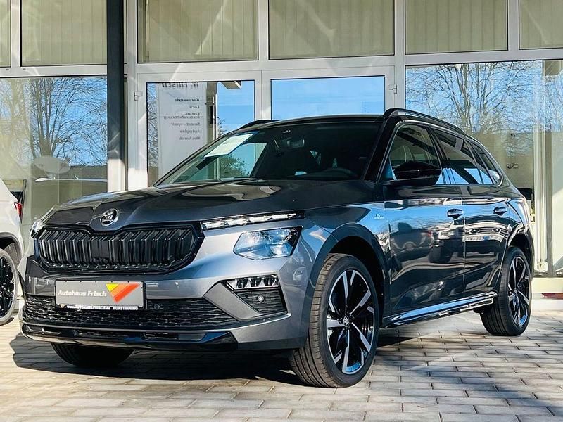 Grau Neu 2025 Skoda Kamiq Monte Carlo SUV | 31.990 € (Fairer Preis) - Bild 1/4
